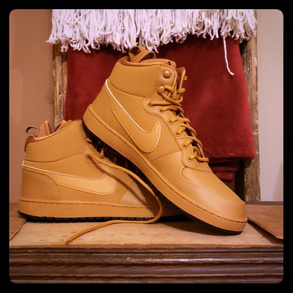 nike ebernon yellow